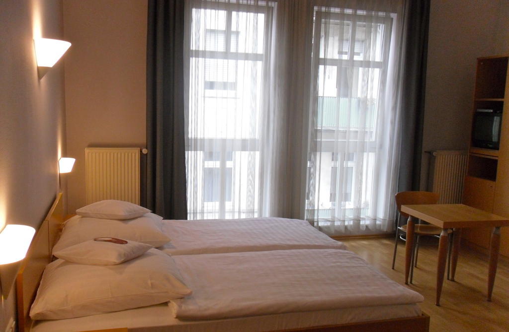 Hotel Zum Scheppen Eck Wiesbaden Phòng bức ảnh
